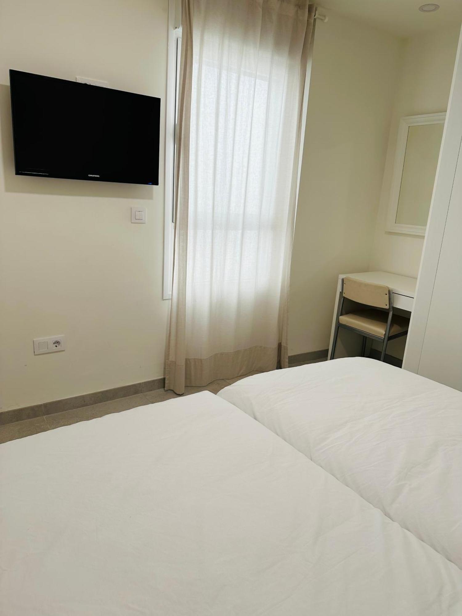 Apartamentos Turisticos Victoria Almunecar Ngoại thất bức ảnh